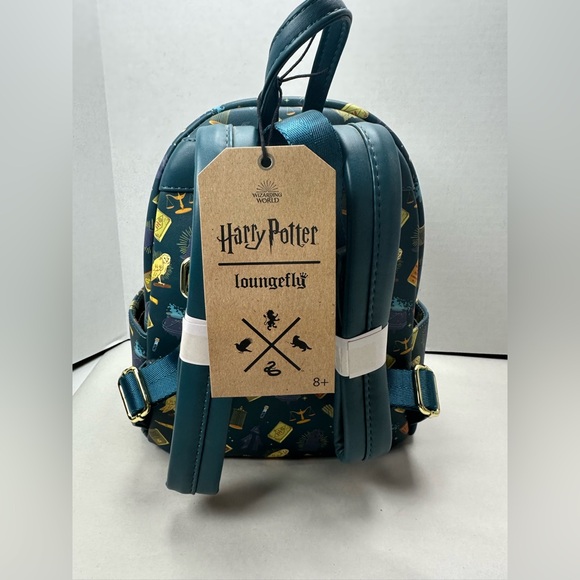 diy mini backpack pouch tutorial DIY Mini Backpack Coin Purse | Cute Zipper Pouch Sewing Pattern & Tutorial  [sewingtimes]